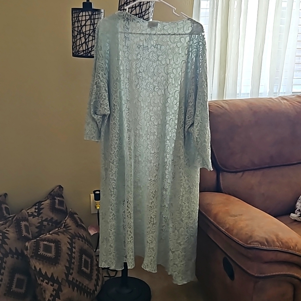 Light mint green New gorgeous